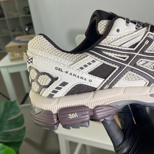 ASICS Gel-Kahana 8 “Black&White”