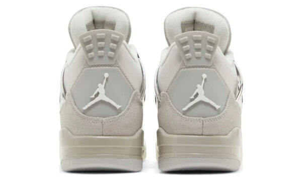 Nike Air Jordan 4 Retro 'Frozen Moments'