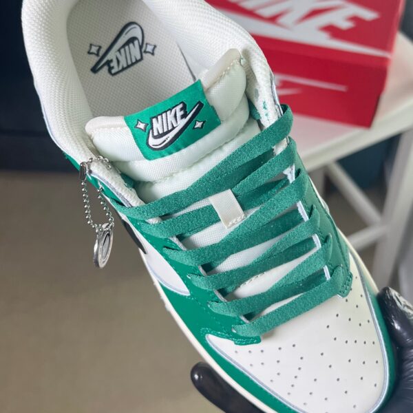 Nike Dunk Low Retro SE “Lottery Pack – Green”