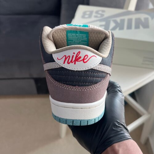 Nike SB Dunk Low "Big Money Savings"