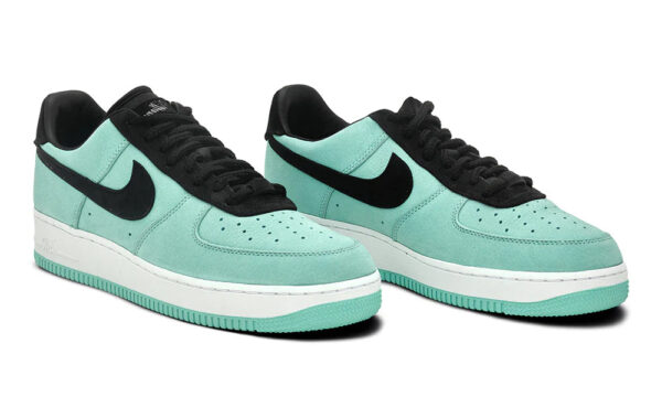 Nike Air Force 1 Tiffany & Co. Friends and Family