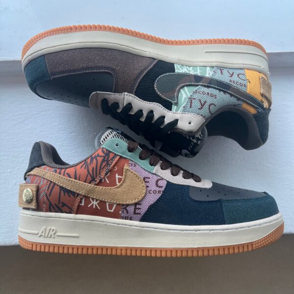 Travis Scott x Air Force 1