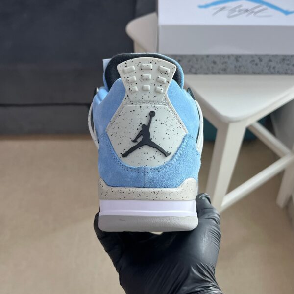 Air Jordan 4 “University Blue”