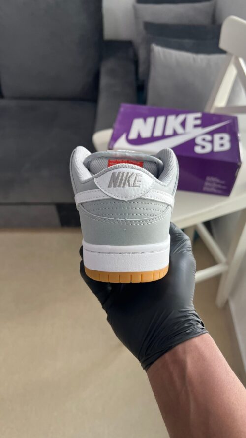 Nike SB Dunk Low “Grey Gum”