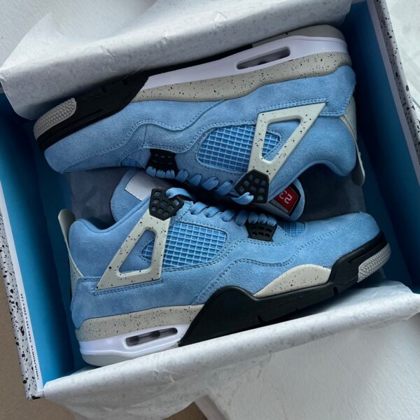 Air Jordan 4 “University Blue”