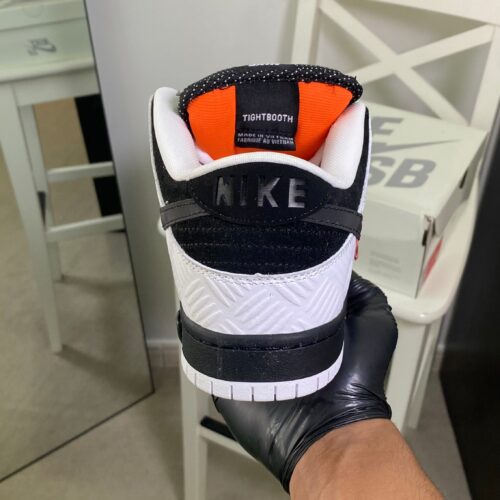 TIGHTBOOTH x Nike SB dunk