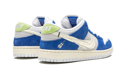 SB Dunk Low "Fly Streetwear - Gardenia"